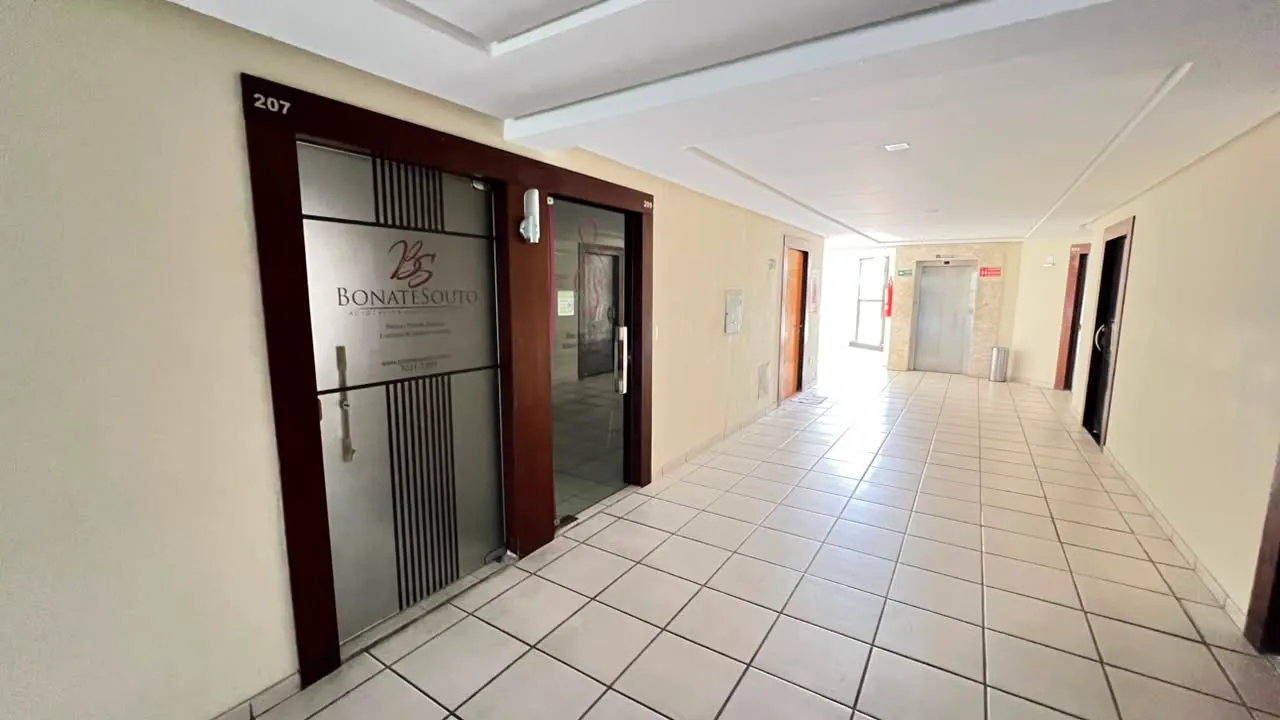 Corredor de acesso às salas